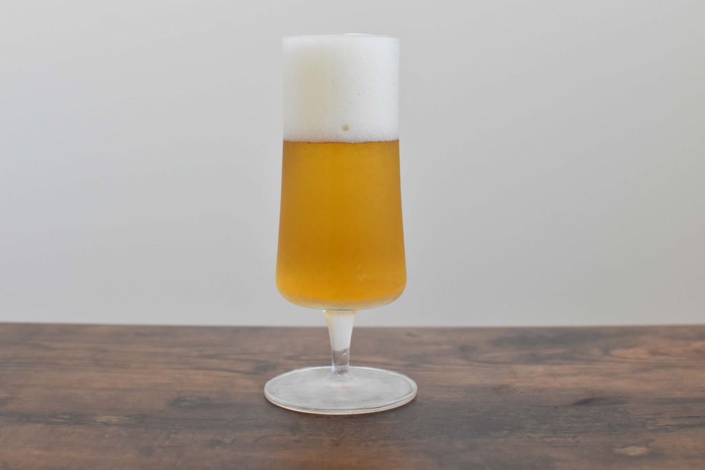 ド 本格ラガービールの泡１